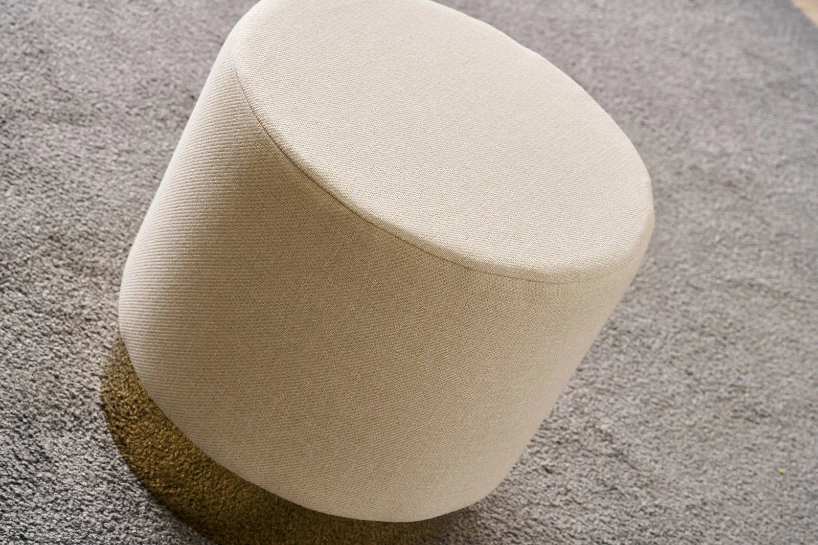 Puf Atelier del Sofa, ngjyrë krem, Bodrum