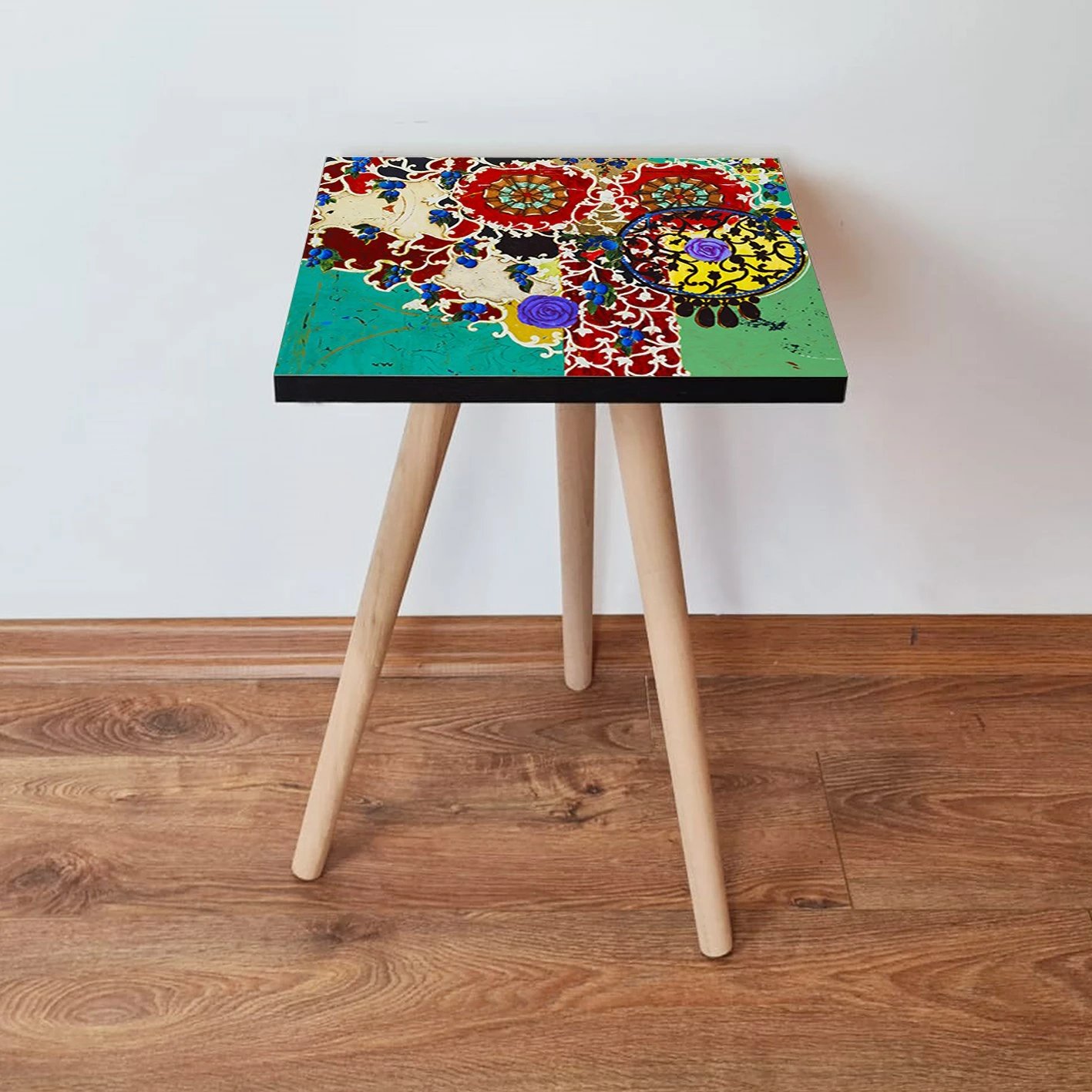 Tavolinë anësore Skye Decor, Shp56, shumëngjyrëshe