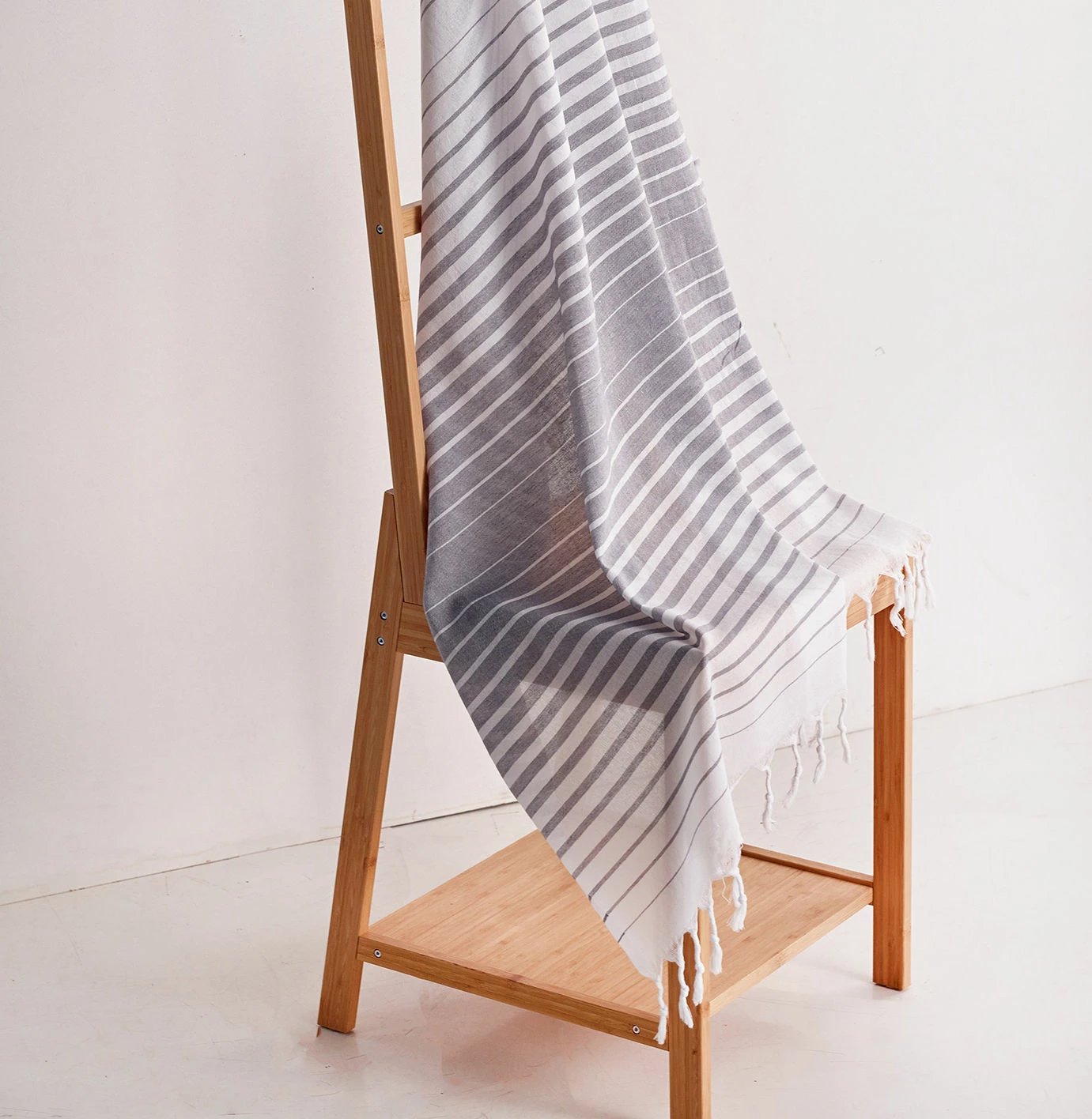 Peshqir plazhi Fouta Mijölnir, ngjyrë gri, Golge, 90x180cm