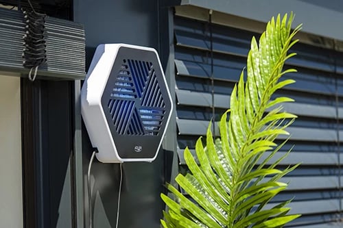 Llampë kundër insekteve Adler AD 7939, UV 365nm, 8W, sipërfaqe deri 30 m², 2x4W T5, 1200V Llampë kundër insekteve Adler AD 7939, UV 365nm, 8W, sipërfaqe deri 30 m², 2x4W T5, 1200V