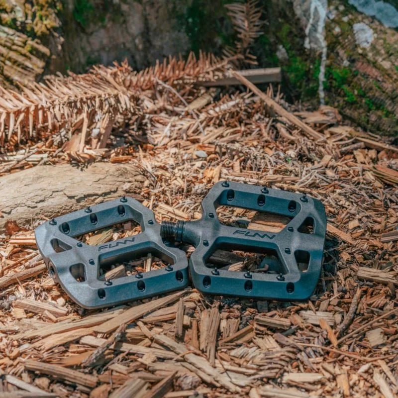 Pedale biçiklete FUNN për meshkuj, të zeza