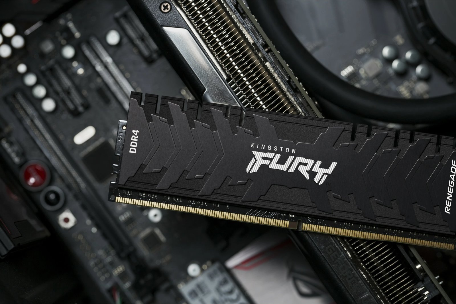 RAM Memorje Kingston FURY Renegade 16GB 5333MT/s DDR4 CL20, e zezë RAM Memorje Kingston FURY Renegade 16GB 5333MT/s DDR4 CL20, e zezë