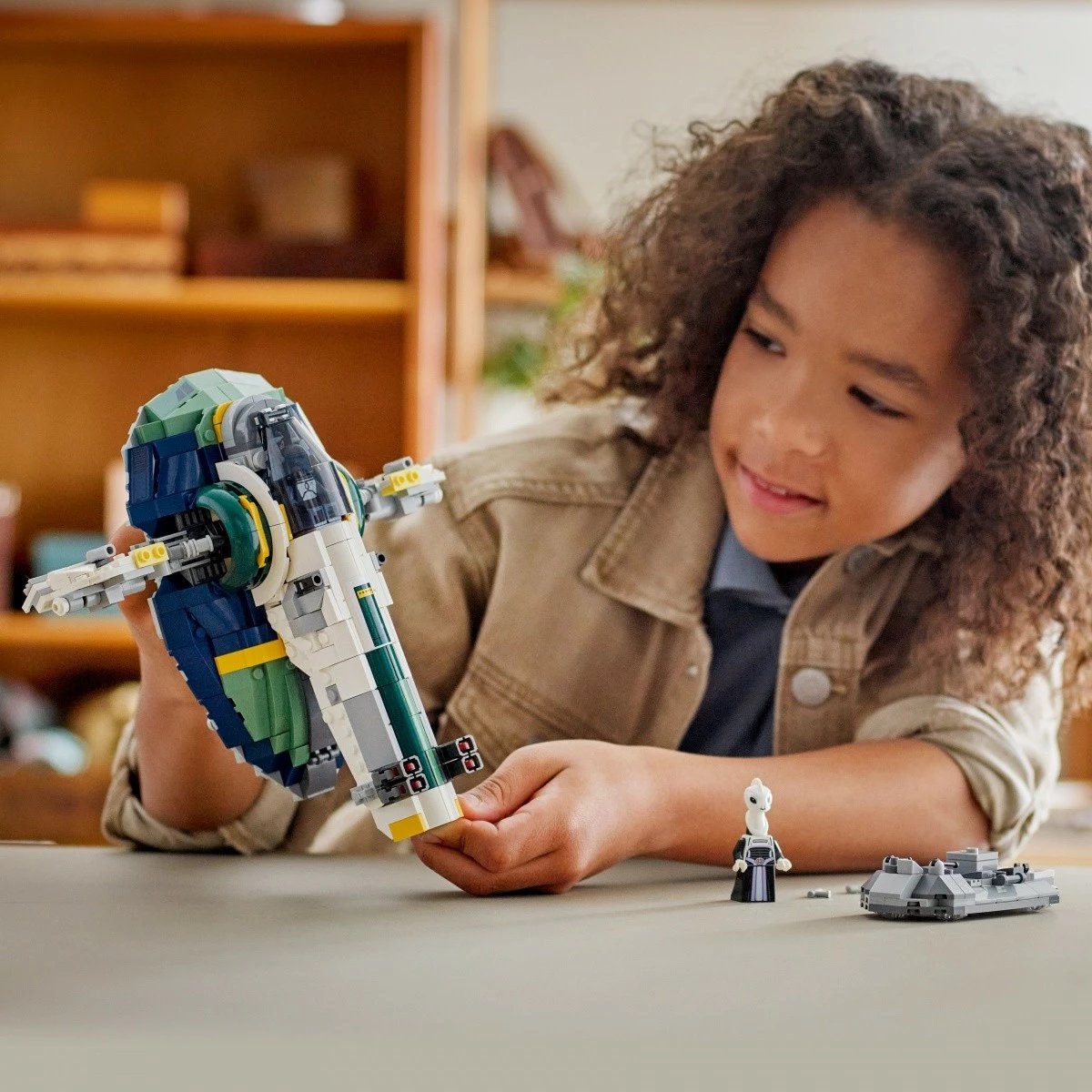 Set LEGO Star Wars 75433 Jango Fett's Starship, 707 pjesë, për fëmijë dhe koleksionistë