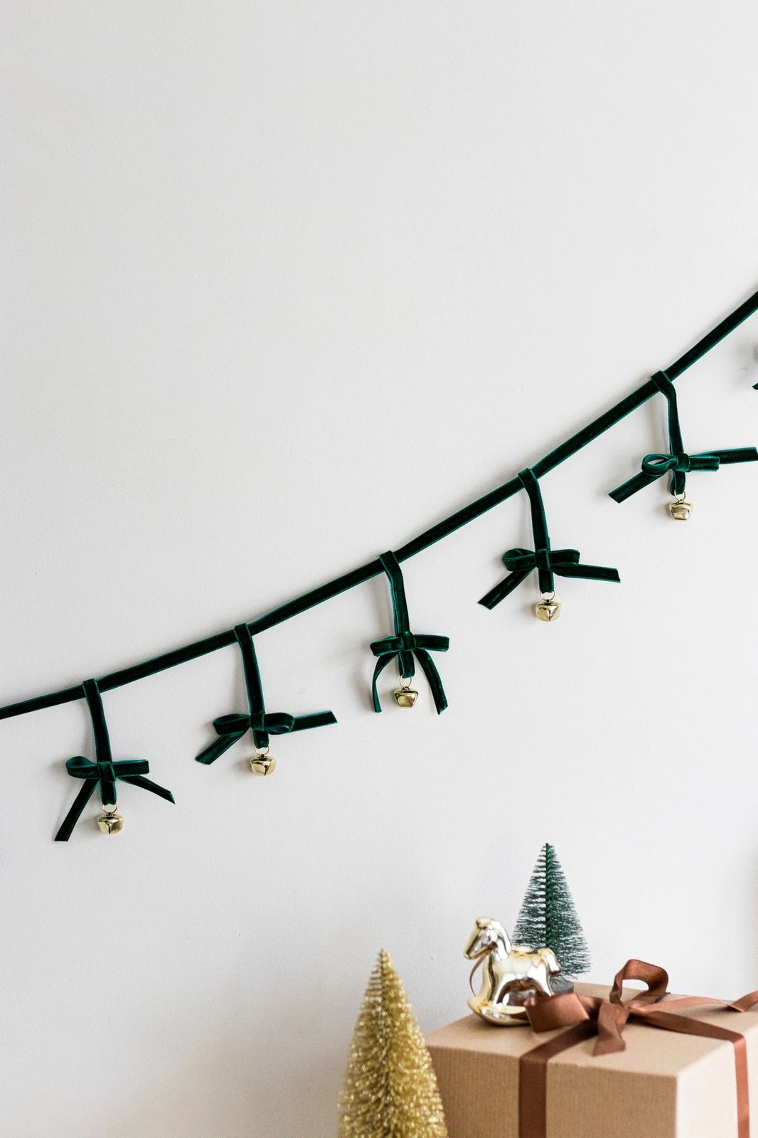 Stoli për pemë të Krishtlindjeve, kadife e gjelbër, Evila Originals, BSY121, 12x140cm