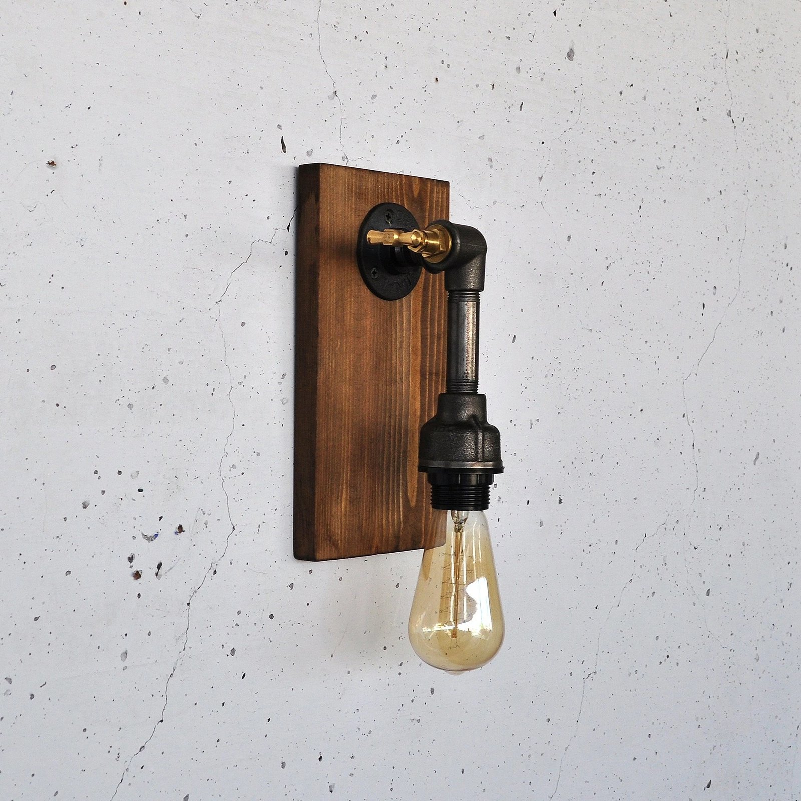 Llambë muri Opviq, dru i fortë, e zezë, PP175 Llambë muri Opviq, dru i fortë, e zezë, PP175