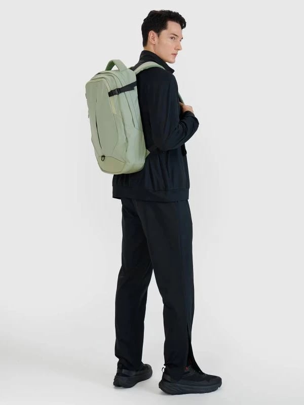 Çantë shpine për laptop 4f