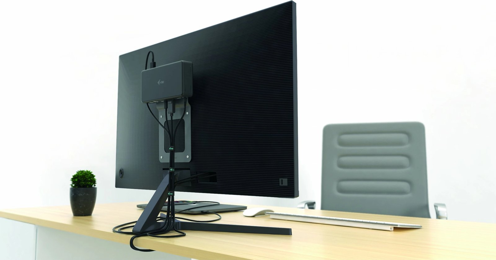 Mbajtës docking station I-Tec, metal, për VESA, i zi