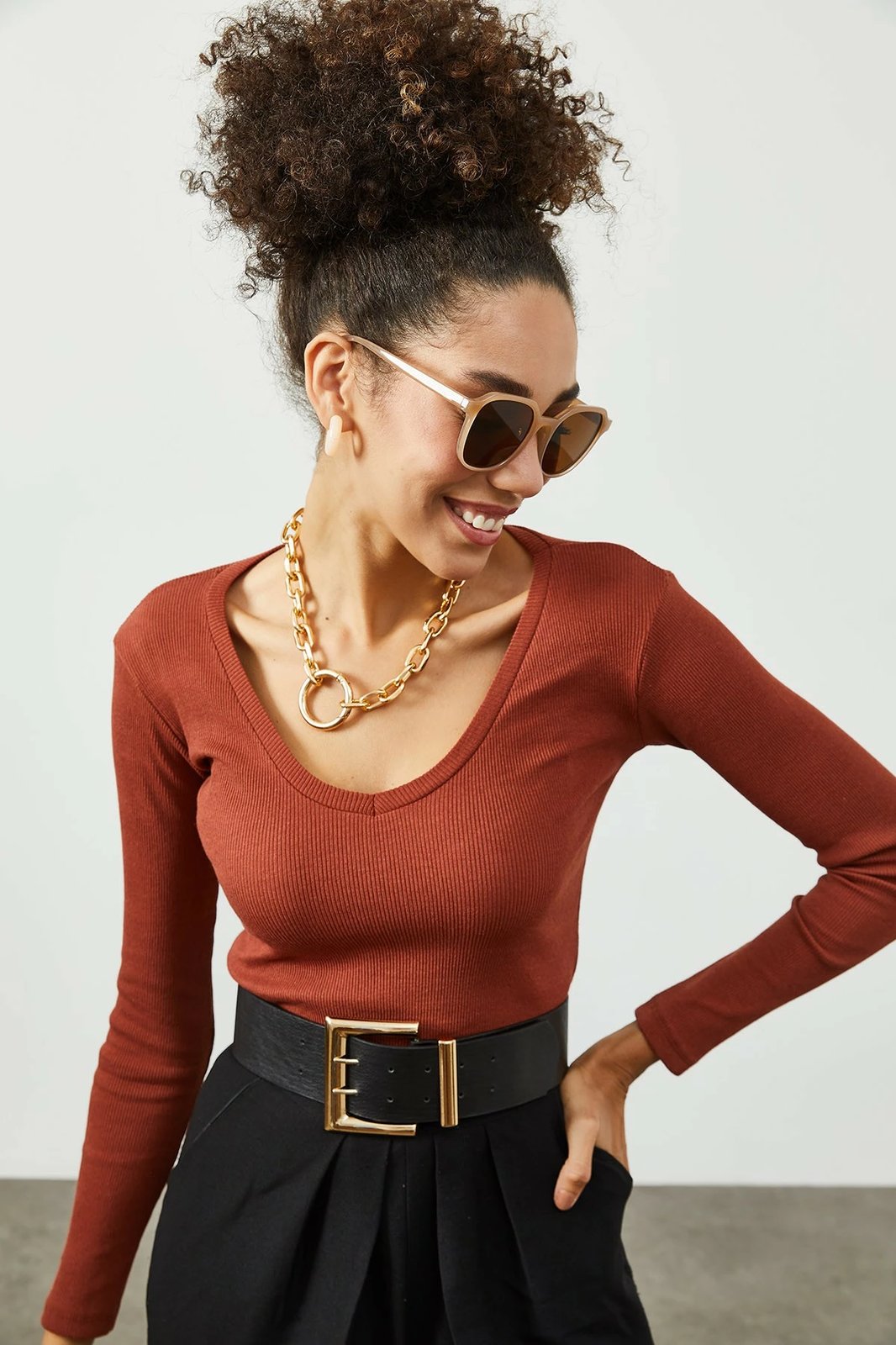 Bluzë për gra Jumeon, ngjyrë e kuqe tullë, X2240