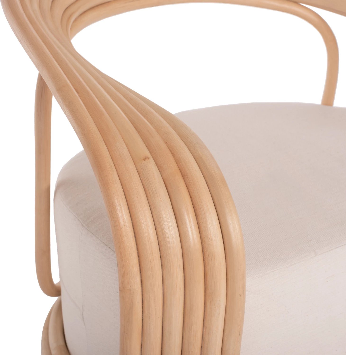 Karrige DUCHESS prej ratanit me jastëk të madh FH9478 81x59x70 cm