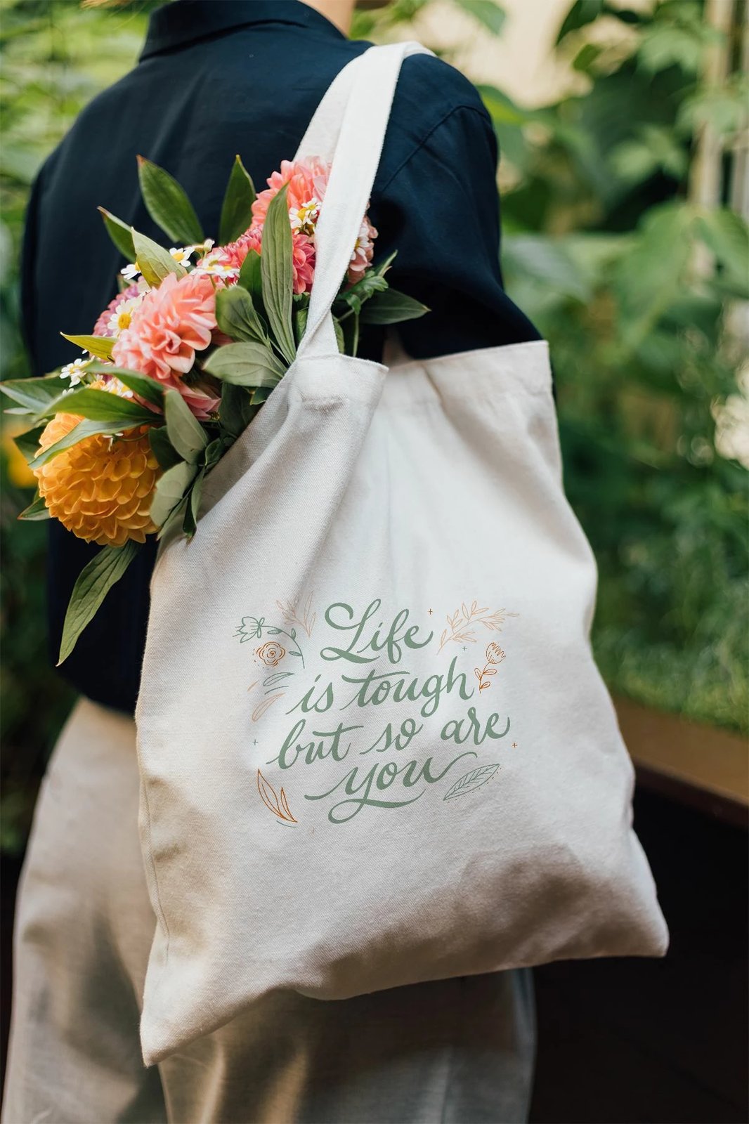 Çantë tote Zoozie Bags, model 17, shumëngjyrëshe