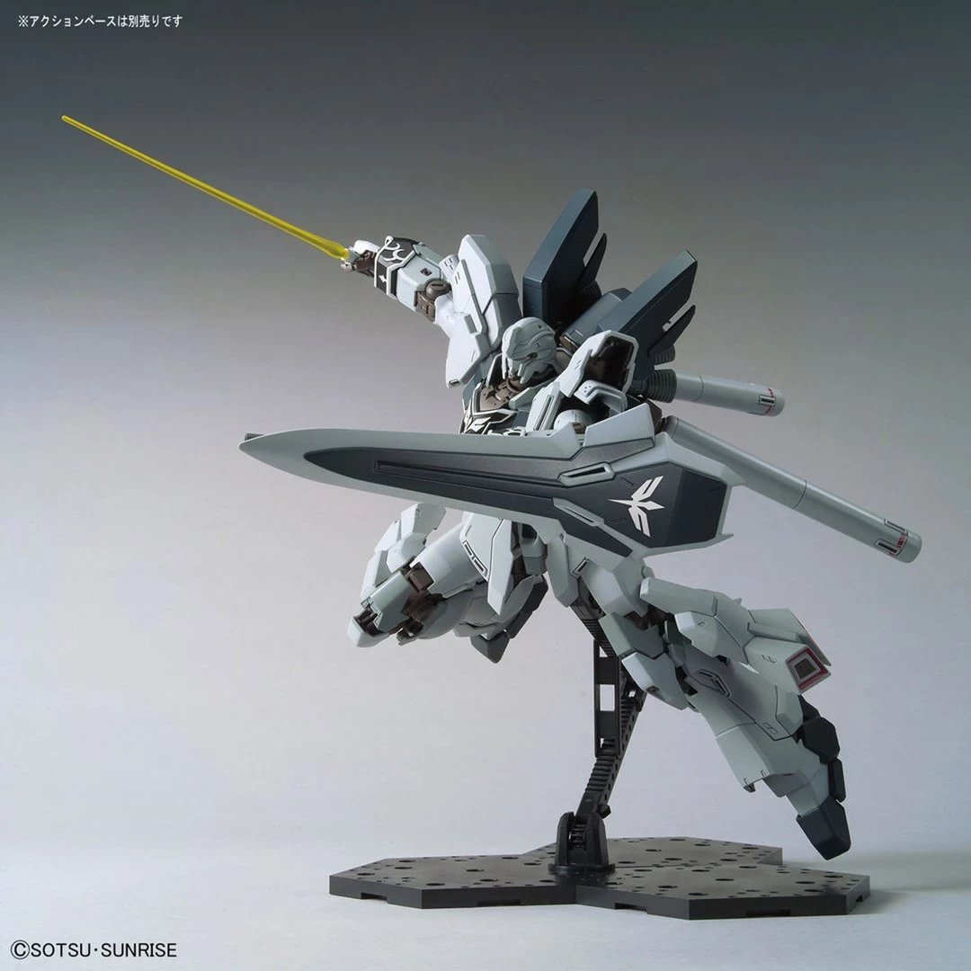 Figurinë koleksionuese BANDAI GUN82942, model Gundam, ngjyrë metalike