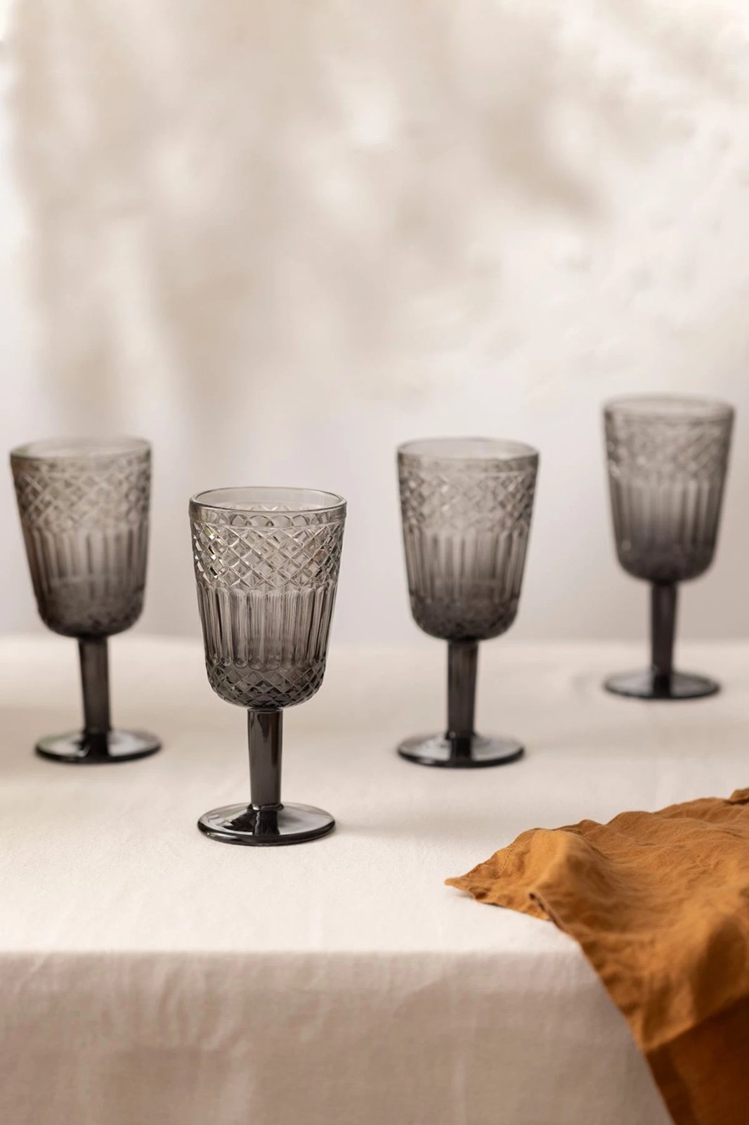 Set gotash prej qelqi (4 copë), Hermia Concept, Vega 280, ngjyrë fume