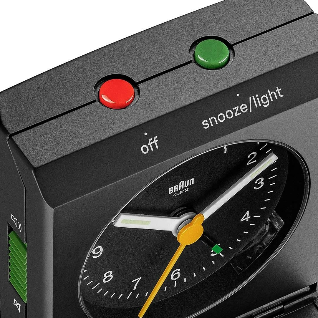 Orë alarmi Braun BC 05 B, quartz, me dritë dhe snooze, e zezë Orë alarmi Braun BC 05 B, quartz, me dritë dhe snooze, e zezë