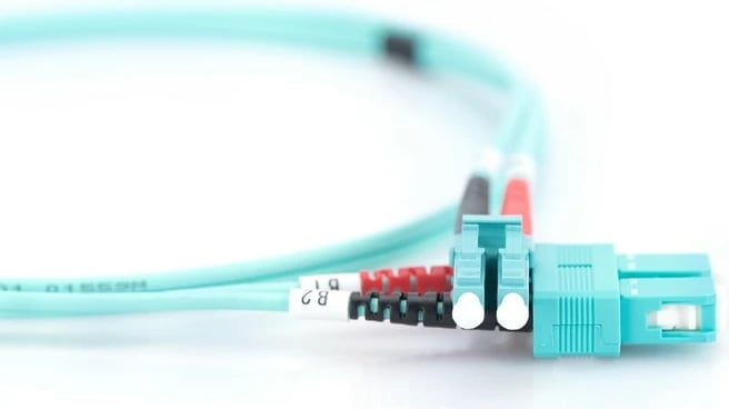 Kabllo optike patchcord Digitus DK-2532-01/3, LC-SC, OM3, 1m, Turquoise Kabllo optike patchcord Digitus DK-2532-01/3, LC-SC, OM3, 1m, Turquoise