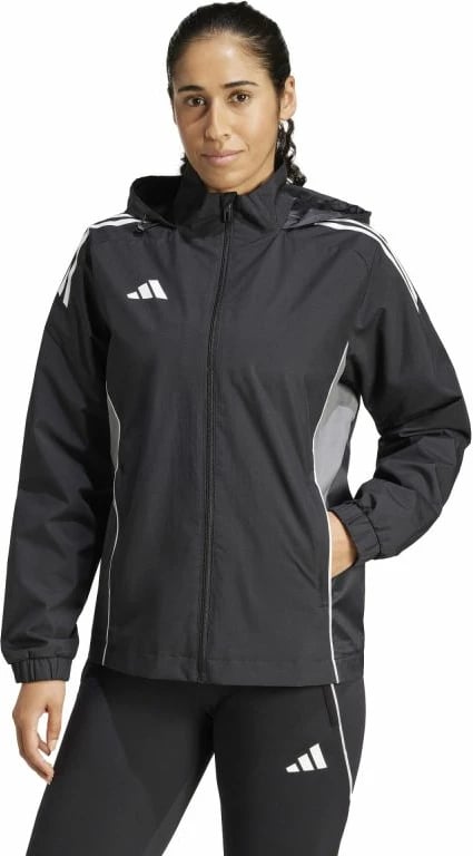 Jakne adidas për femra