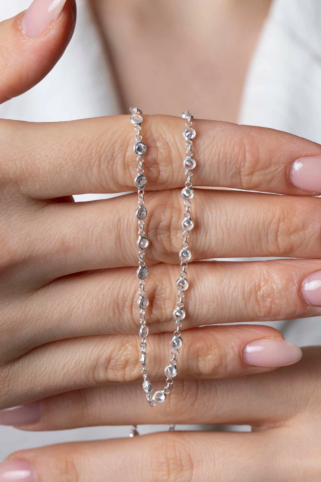 Varëse argjendi Jumeon, TFNY65228, e bardhë