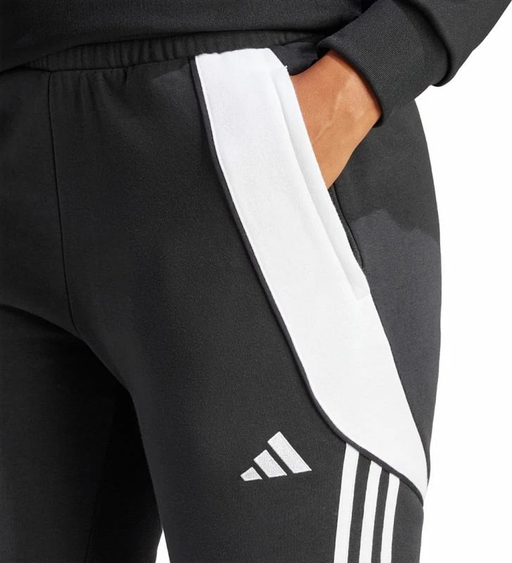 Pantallona sportive për femra adidas, të zeza