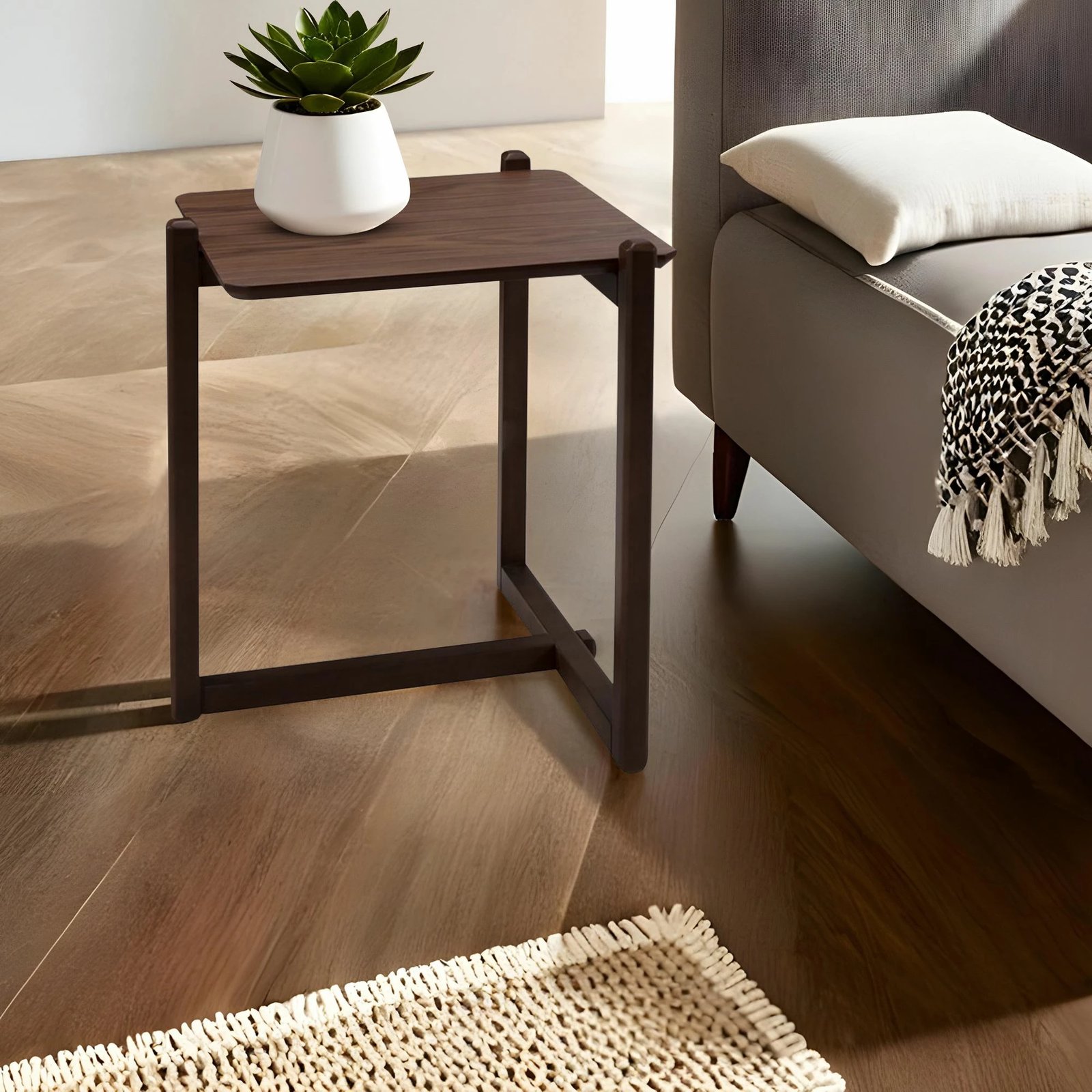 Tavolinë anësore Skye Decor, Trabzon, ngjyrë arre