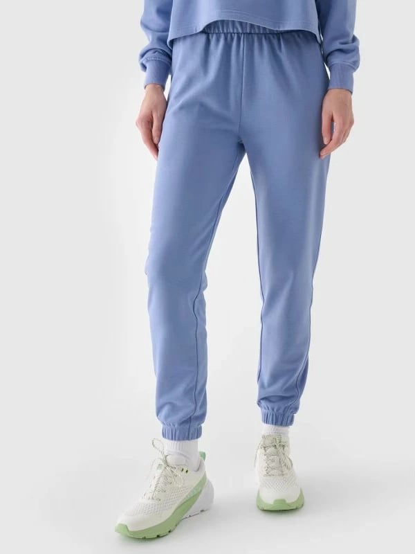 Pantallona sportive për femra 4F