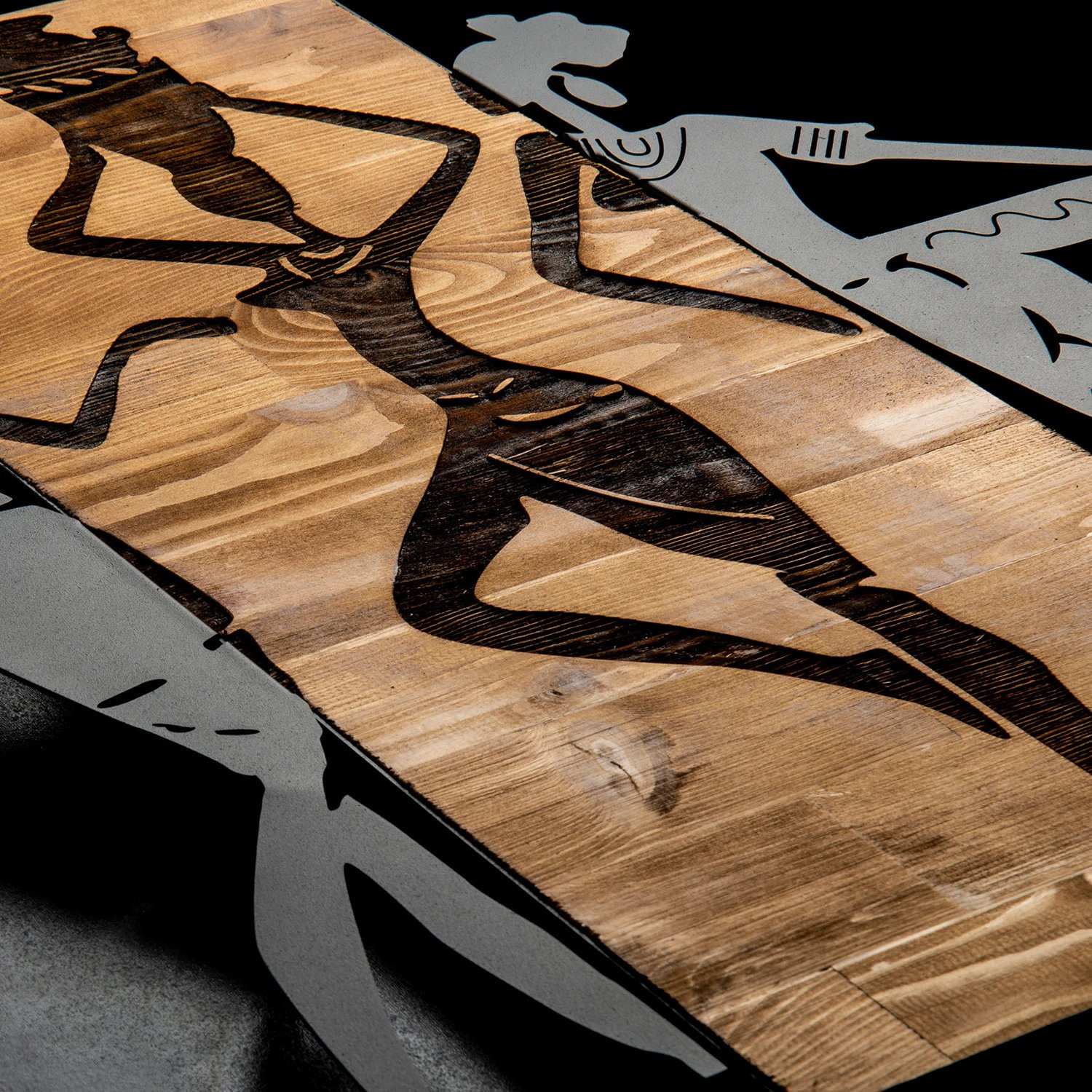 Aksesor dekorativ për mur, dru dhe metal, Wallity, Afrikan, ngjyrë e zezë dhe arre, 54x58cm