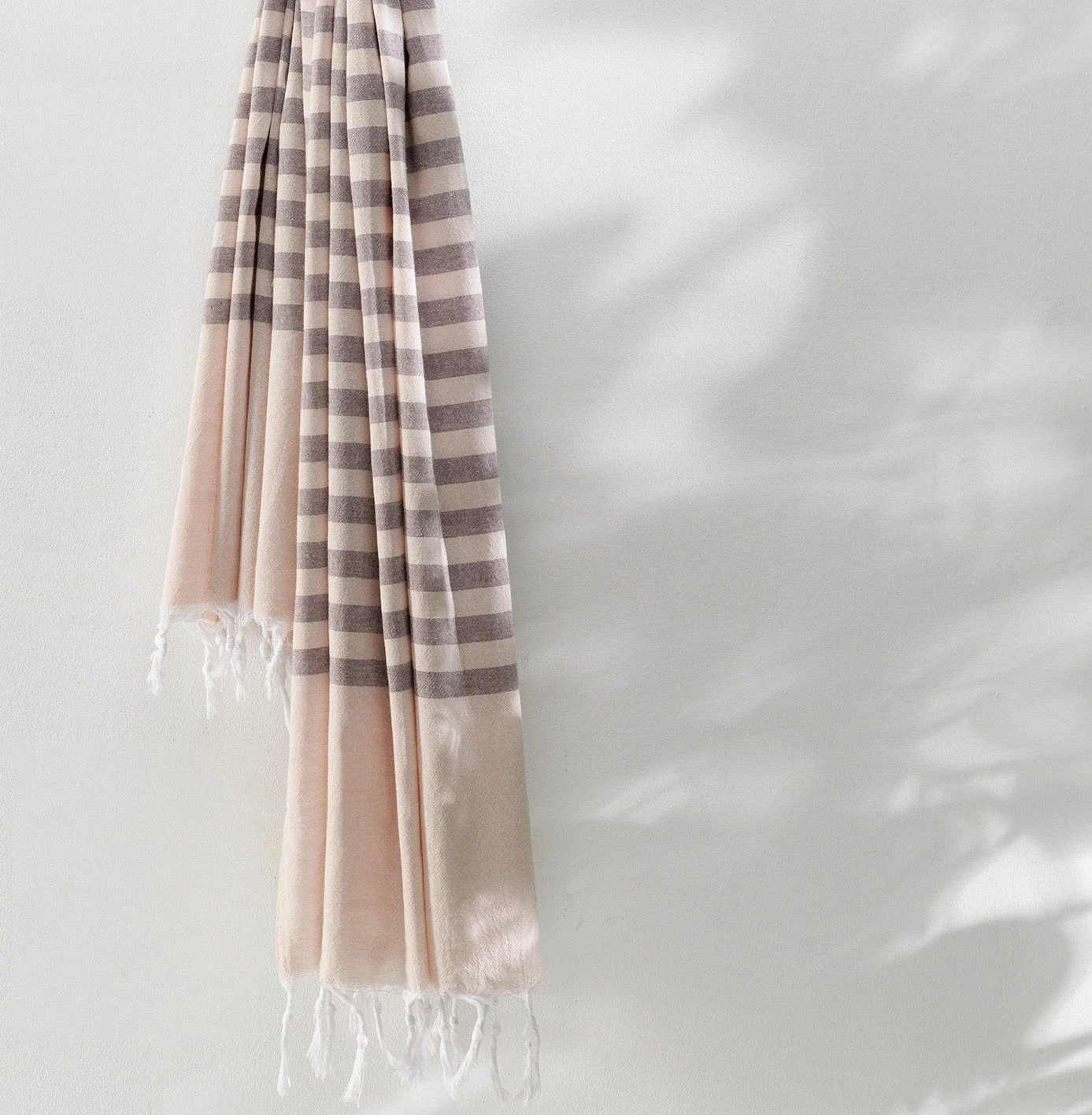 Peshqir plazhi Fouta Mijölnir, Serenade, ngjyrë kafe