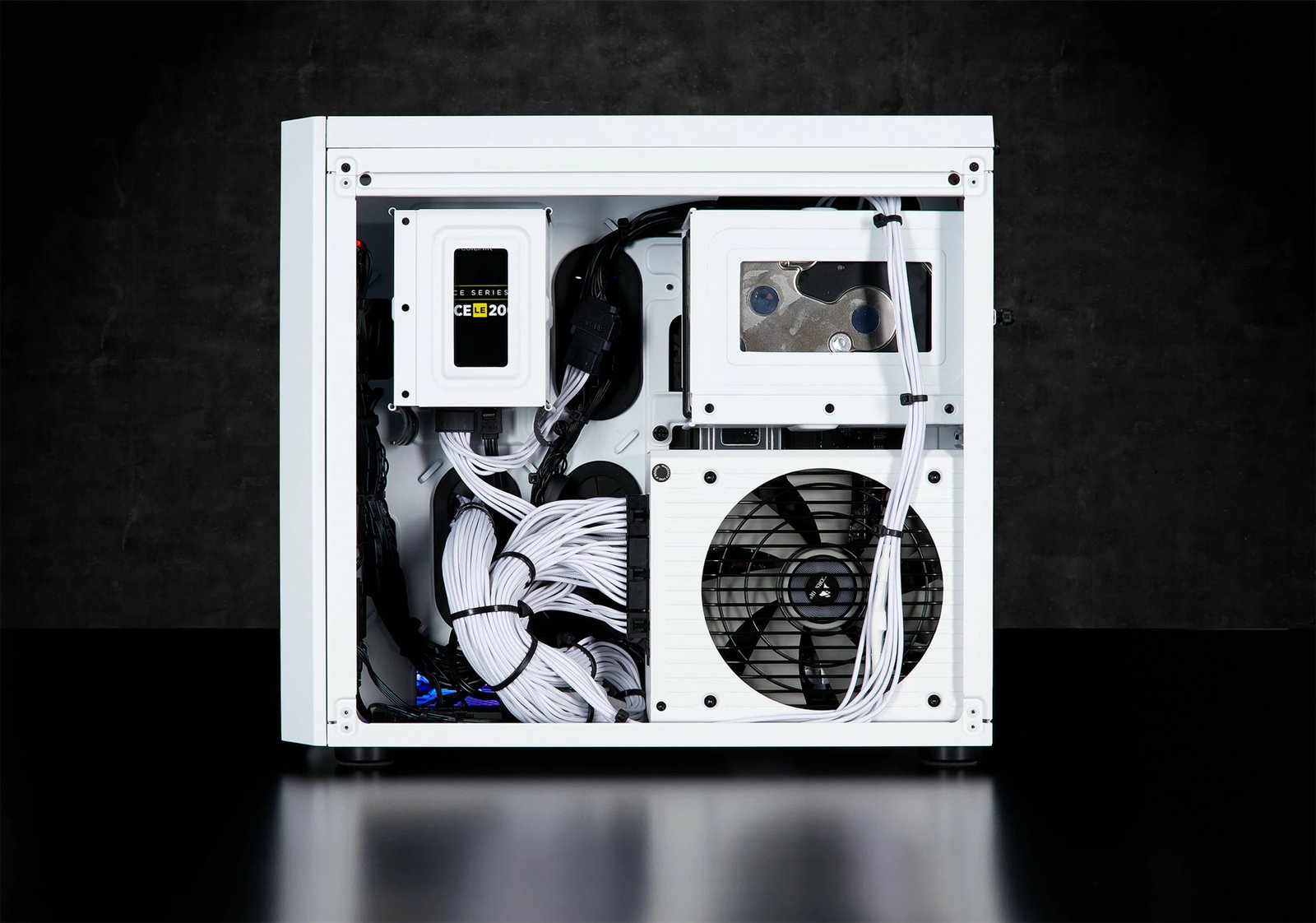 Kasë Corsair Crystal 280X, micro ATX, xham i temperuar, e bardhë Kasë Corsair Crystal 280X, micro ATX, xham i temperuar, e bardhë