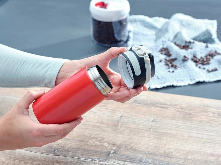 Termos udhëtimi Leifheit 3245, 350 ml, i zi/kuq, çelik inox