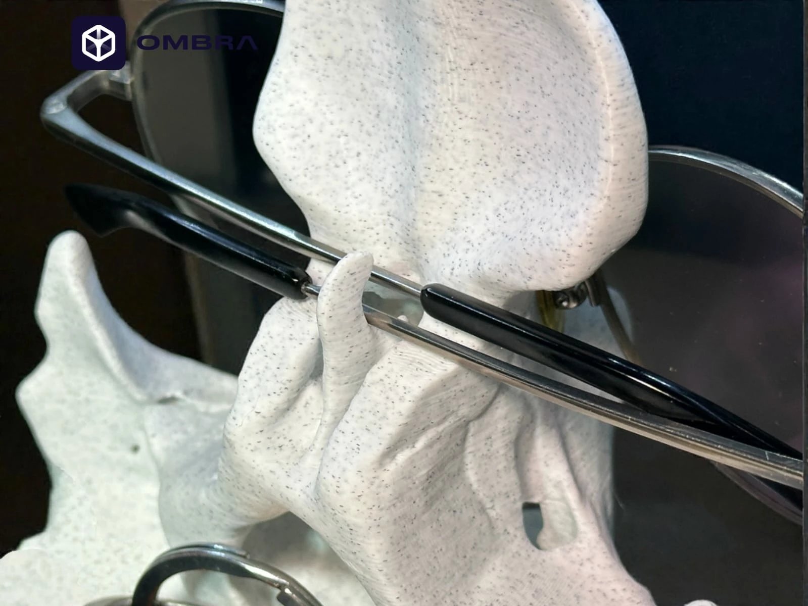 Mbajtëse për Syze në formë Kafke - ngjyre mermeri