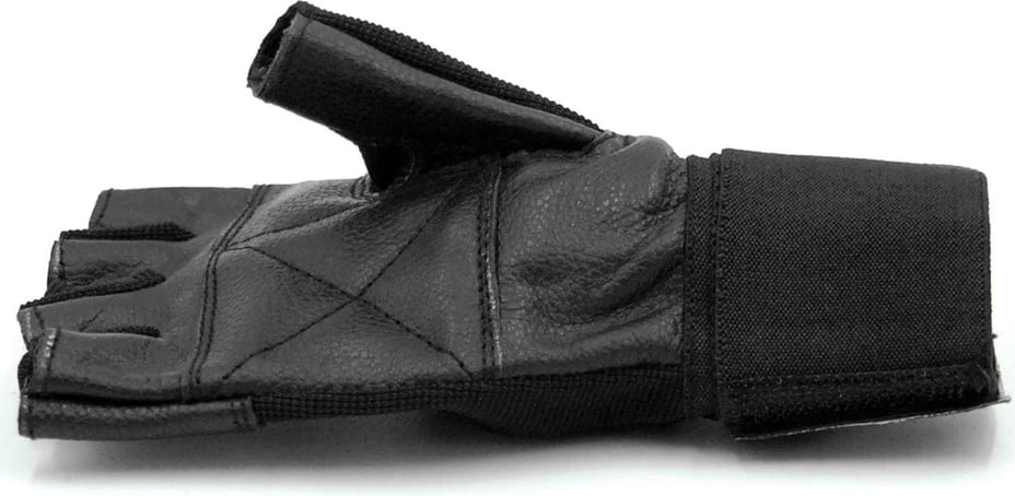 Doreza fitnesi Evolution për meshkuj, të zeza