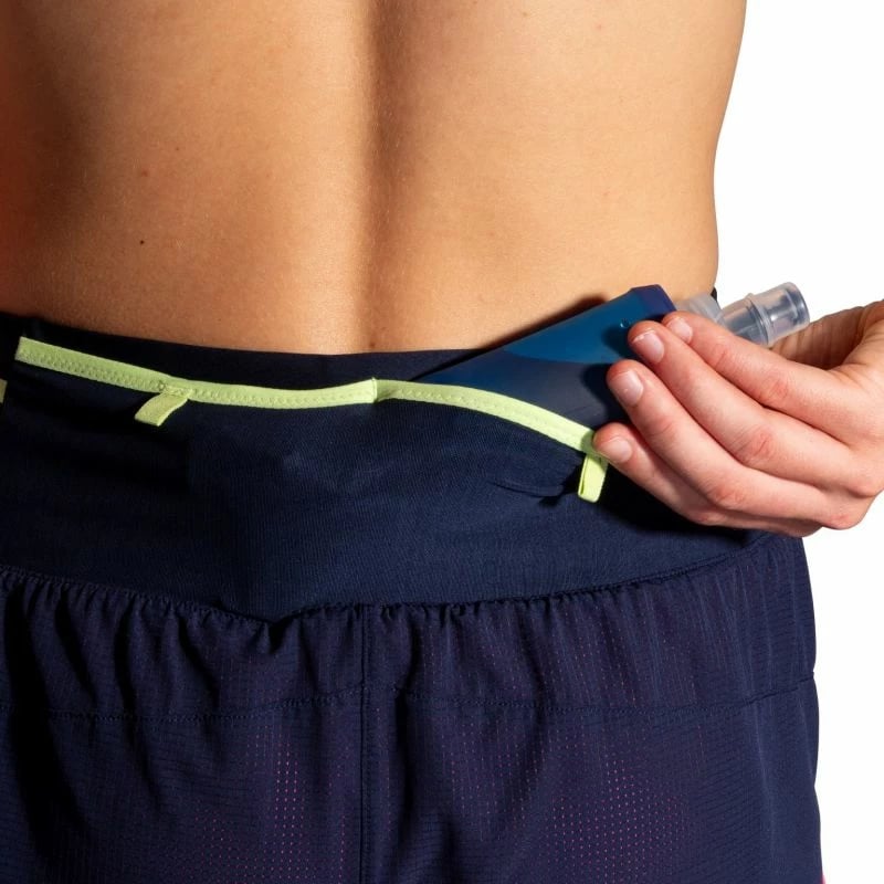 Shorce për femra Brooks, navy blue Shorce për femra Brooks, navy blue