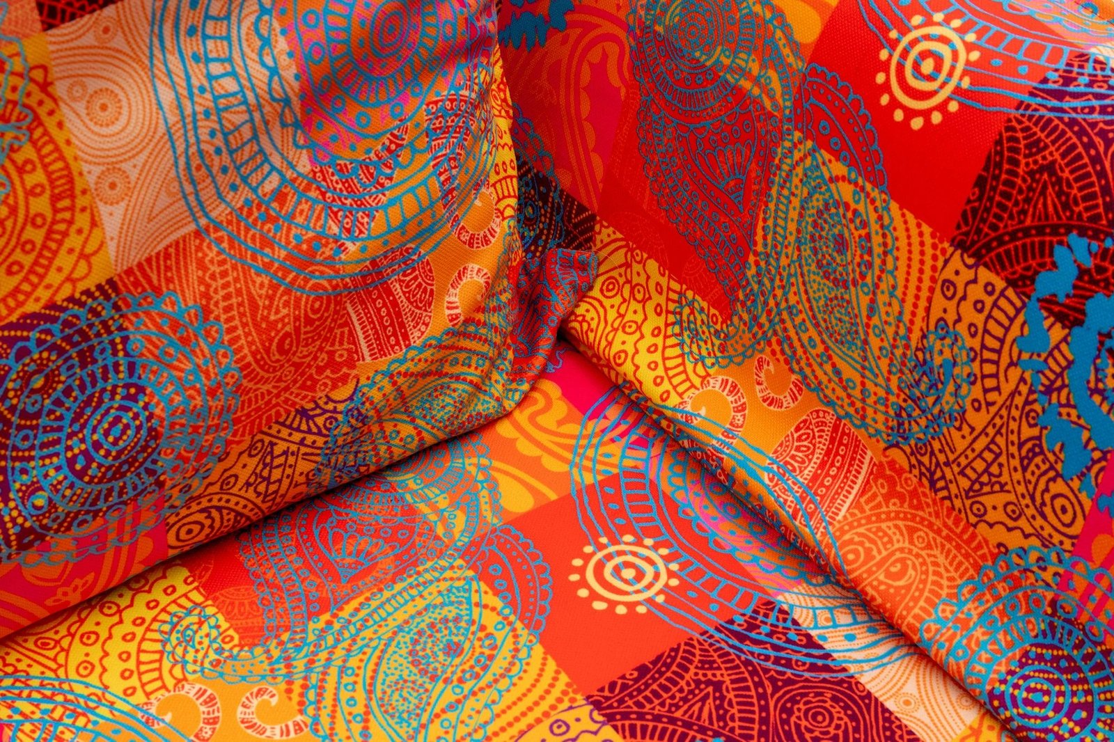 Divan-krevat dy ulëshe, patchwork, Chatto Atelier del Sofa