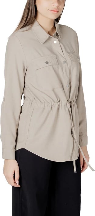 Jakne për femra Only, beige