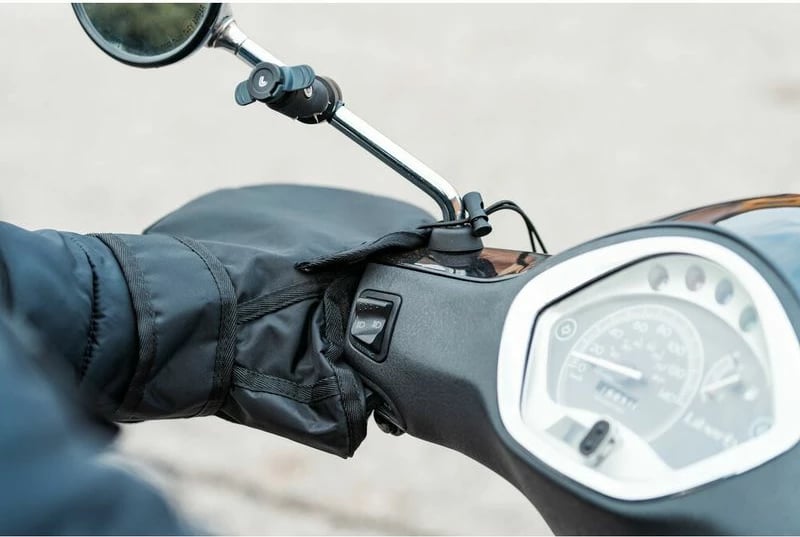 Doreza Motorri Muffs