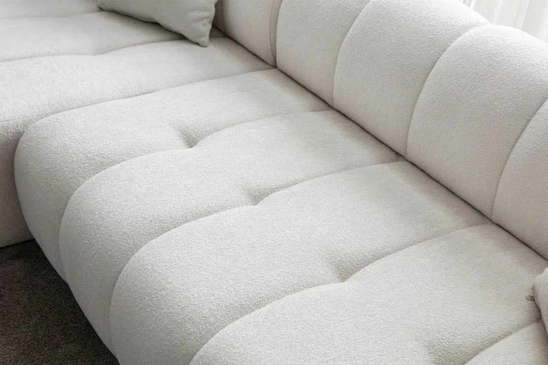 Këndore Petra e bardhë, Atelier del Sofa, pjesa e majtë