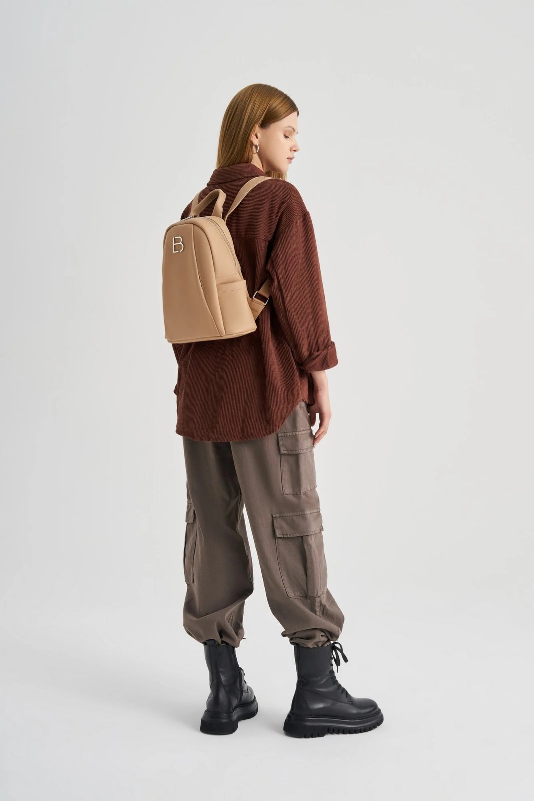 Çantë shpine Lucky Bees, ngjyrë deve, 365