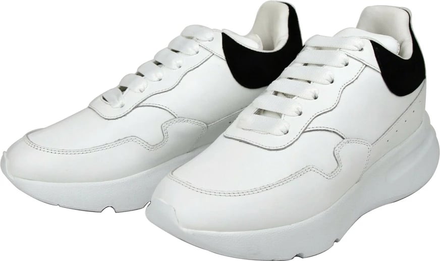Atlete për femra Alexander McQueen, të bardha
