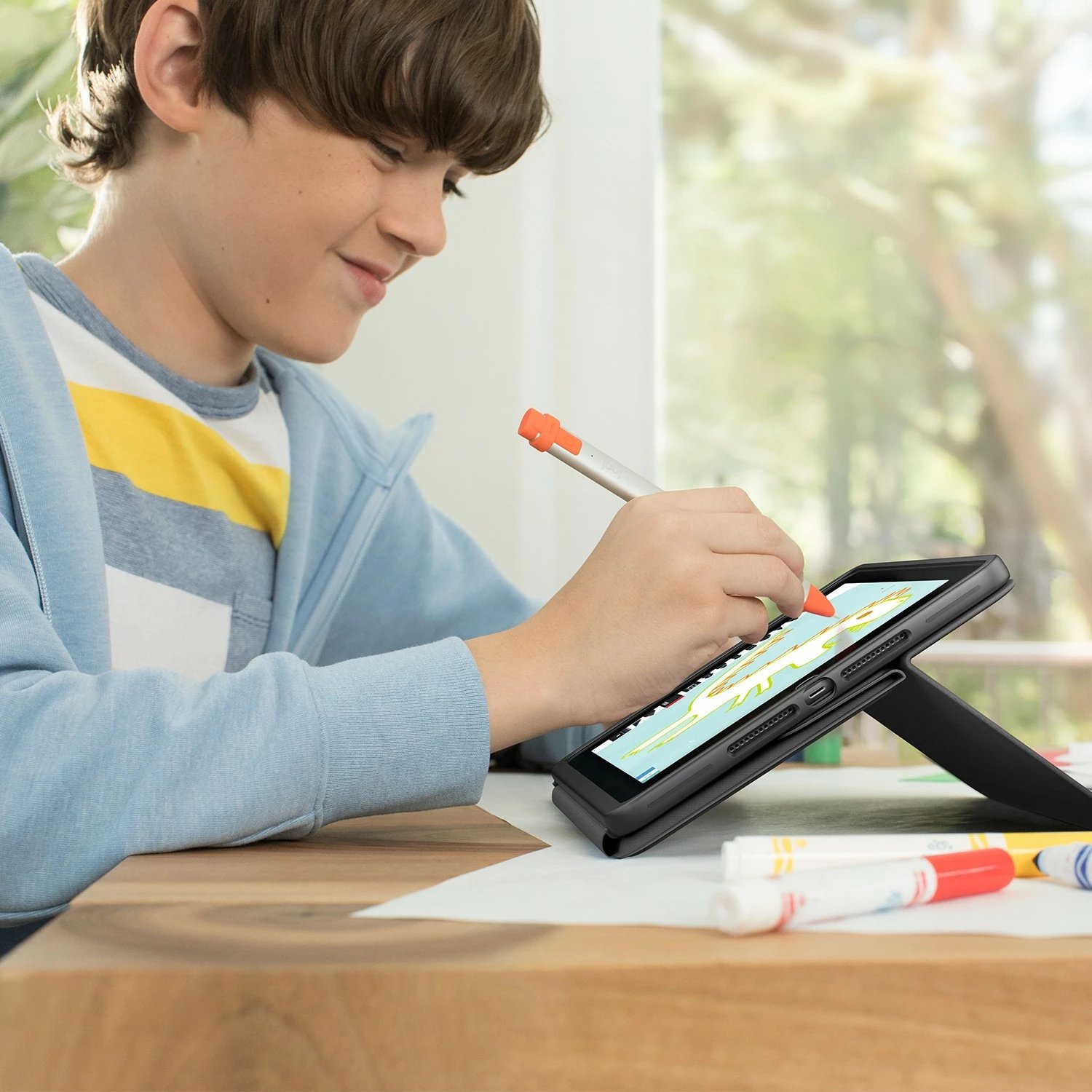 Mbështjellës me tastierë Logitech Rugged Folio për iPad 7/8, AZERTY, grafit