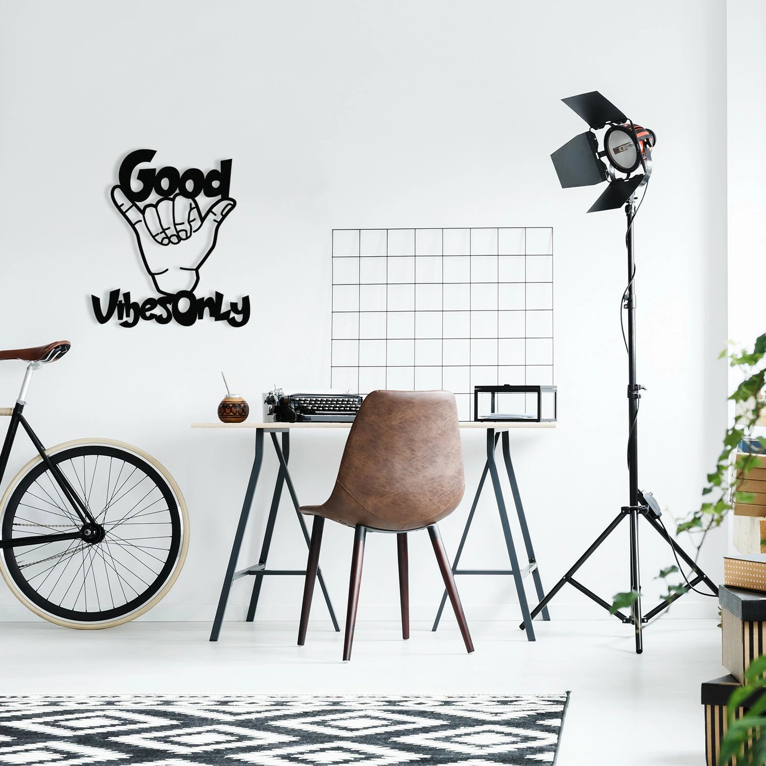 Aksesor dekorativ metalik për mur, Wallity, Good Vibes Only