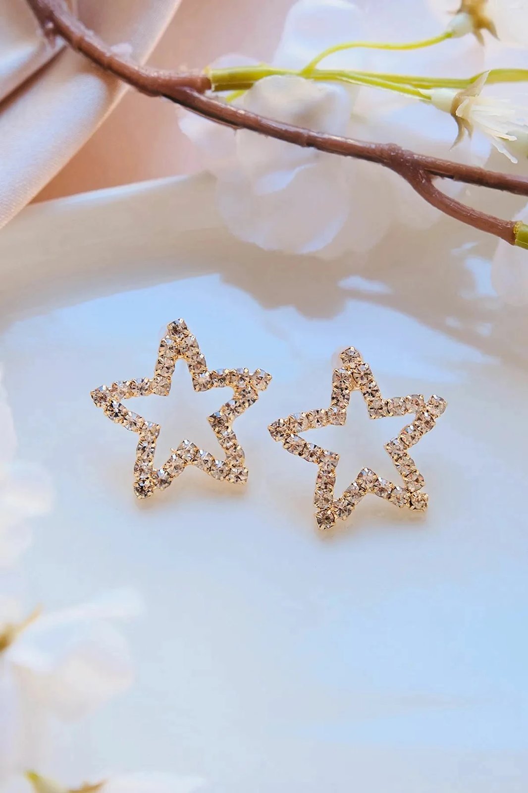 Vathë yll, ngjyrë ari, Jumeon, zirkon