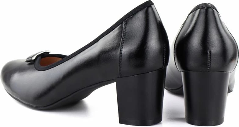 Këpucë me takë Vinceza 58622, të zeza