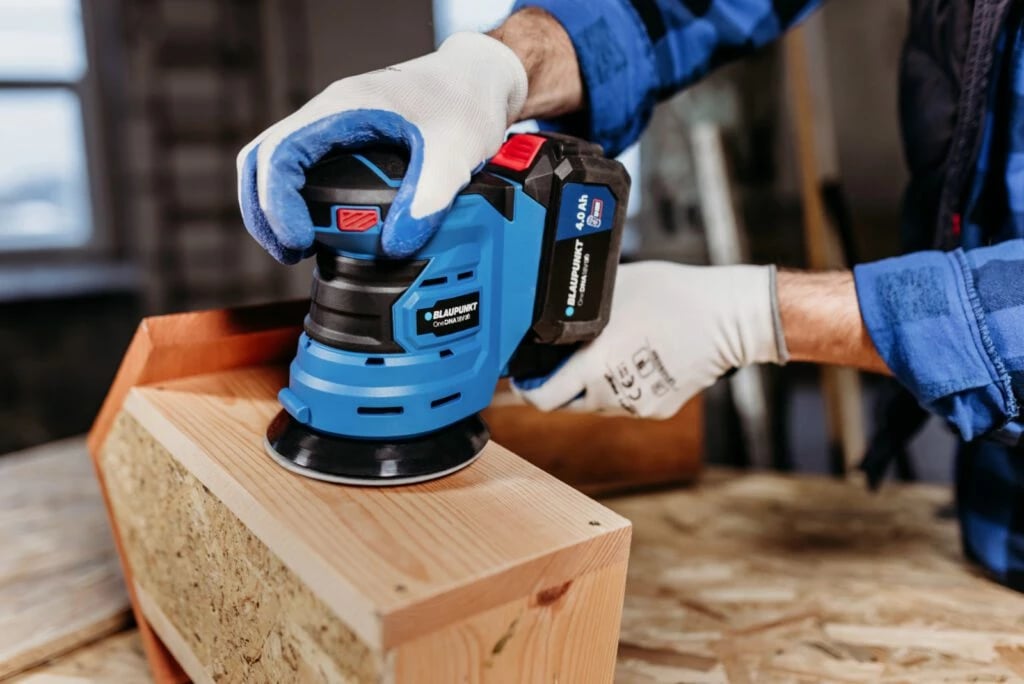 Lëmuese Detajesh BLAUPUNKT CO4010