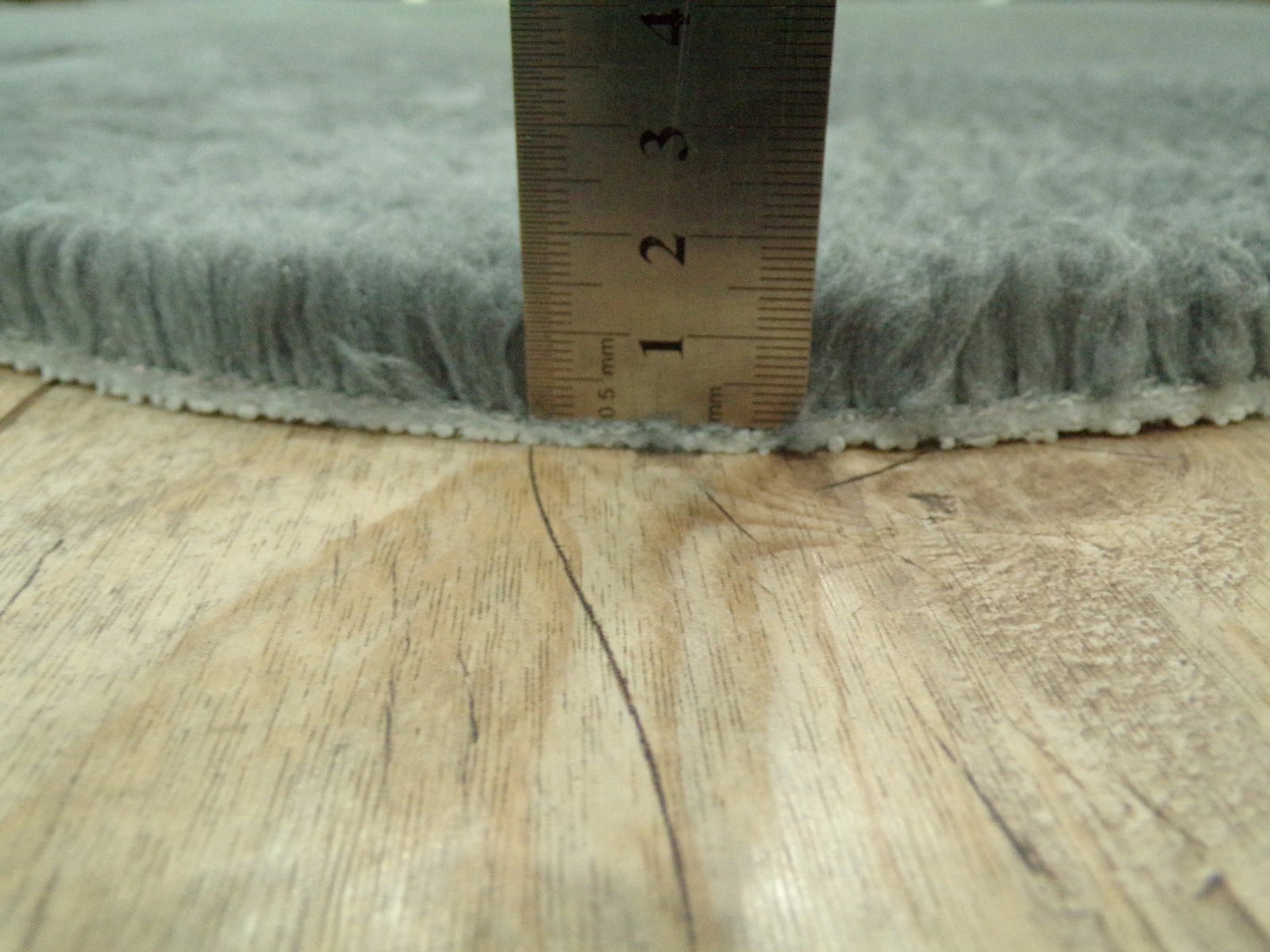 Qilim Daisy Plush, 120x120cm, ngjyrë gri e errët