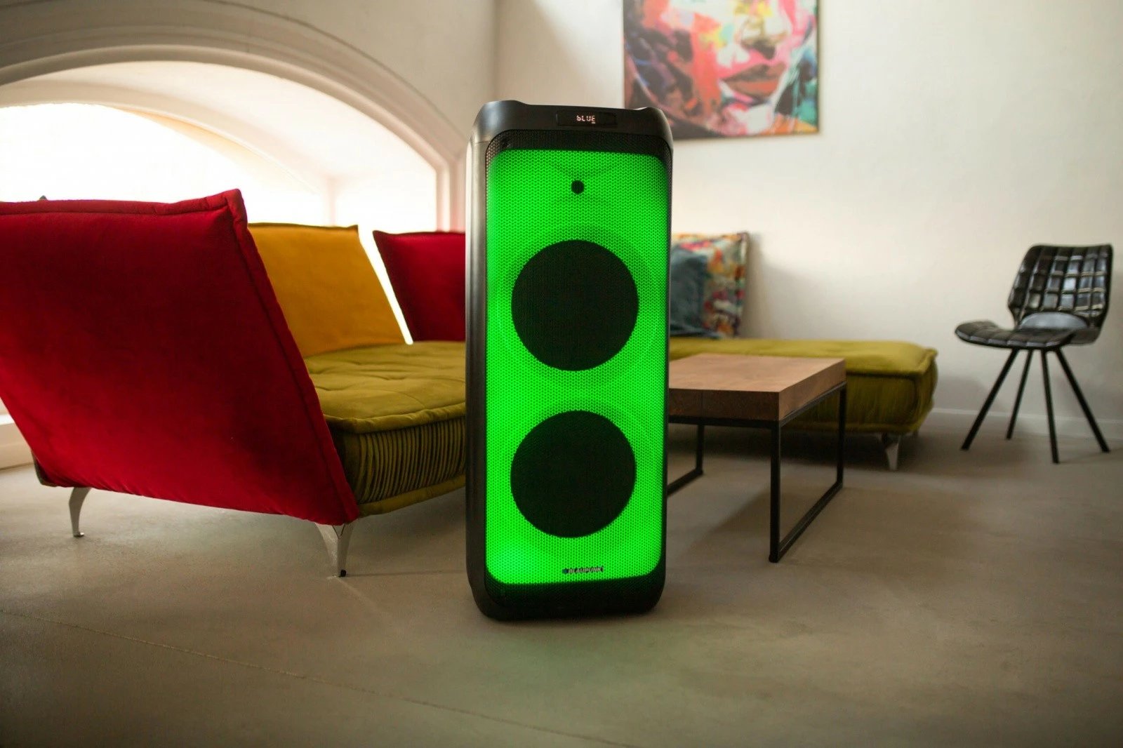 Altoparlant Blaupunkt PartyBox PB12DB me Bluetooth, 1600W, 2 mikrofonë wireless, LED, i zi