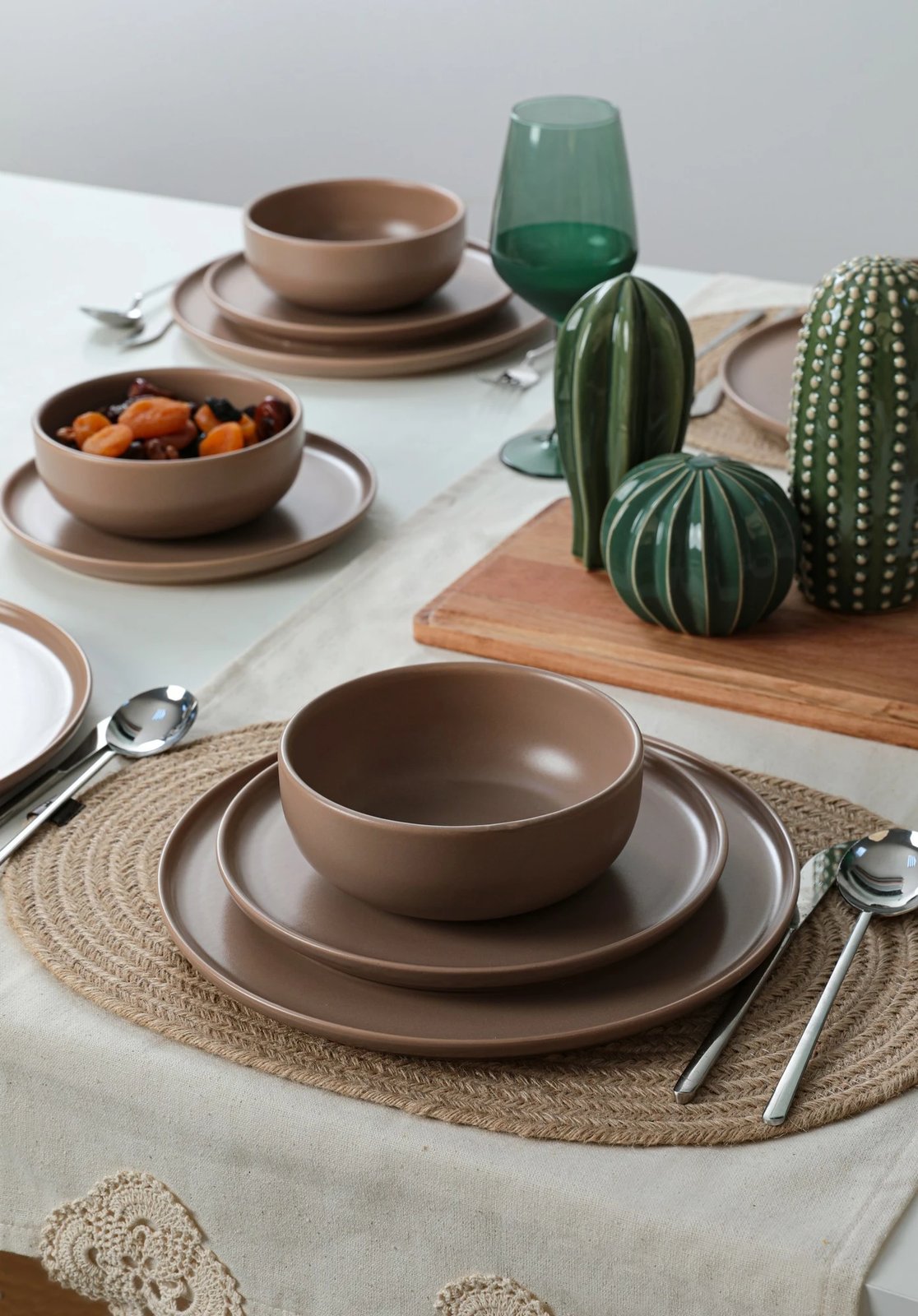 Set enësh për drekë, qeramikë, 18 copë, ngjyrë taupe, Hermia Concept, X0001346800000000000000000