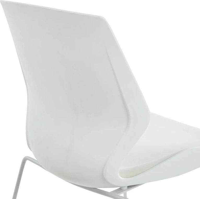 Karrige vizitori për zyre, PP e bardhë, jastëk ngjyrë fildishi, 47x52x85cm