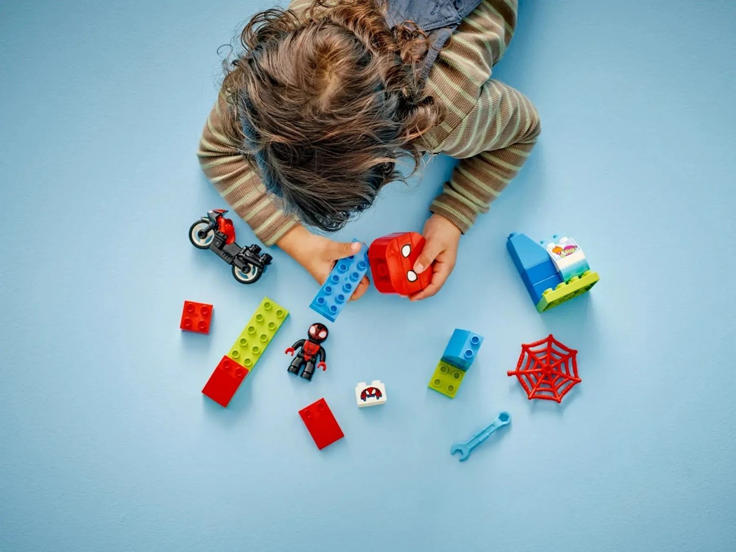 Lodra ndërtimi LEGO DUPLO 10424 Spin's Motorcycle Adventure