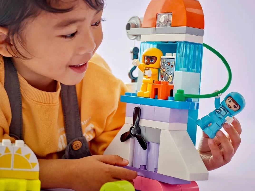 Set ndërtimi LEGO DUPLO 10422 Adventure in a Space Shuttle 3in1, plastikë, 58 pjesë