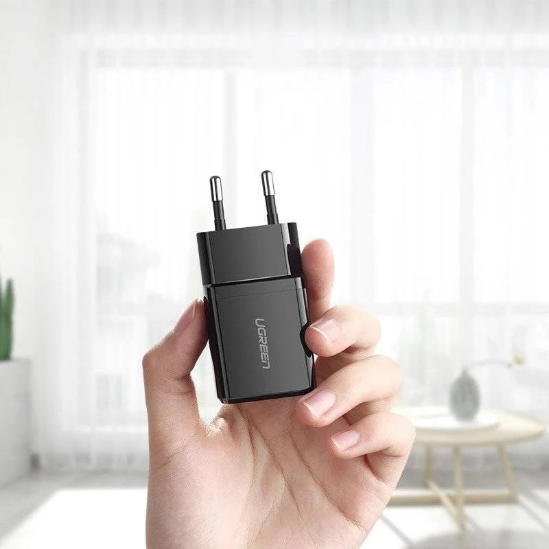 Karikues USB UGREEN 50459, 2.1A, i zi