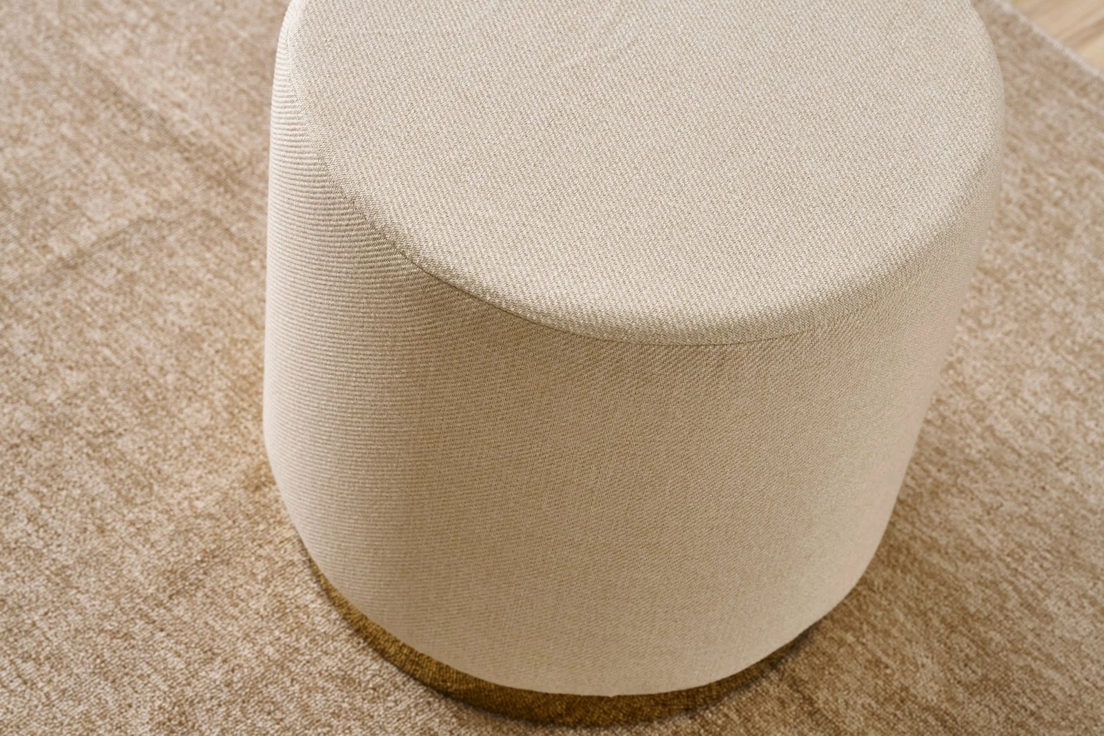 Puf krem Atelier del Sofa, Göcek