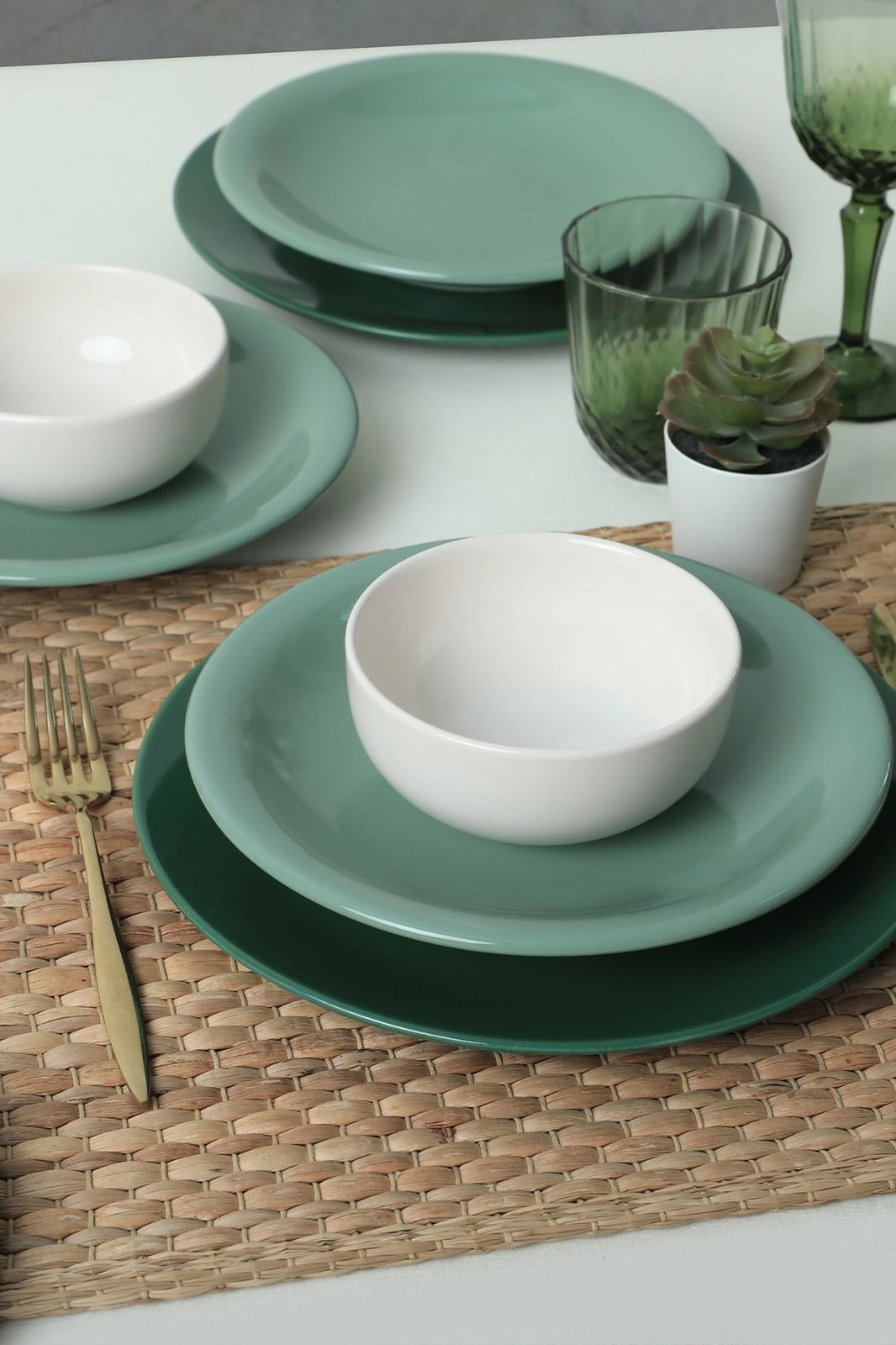 Set enësh për drekë prej qeramike, 18 copë, Hermia Concept, X0001509400000000000000000